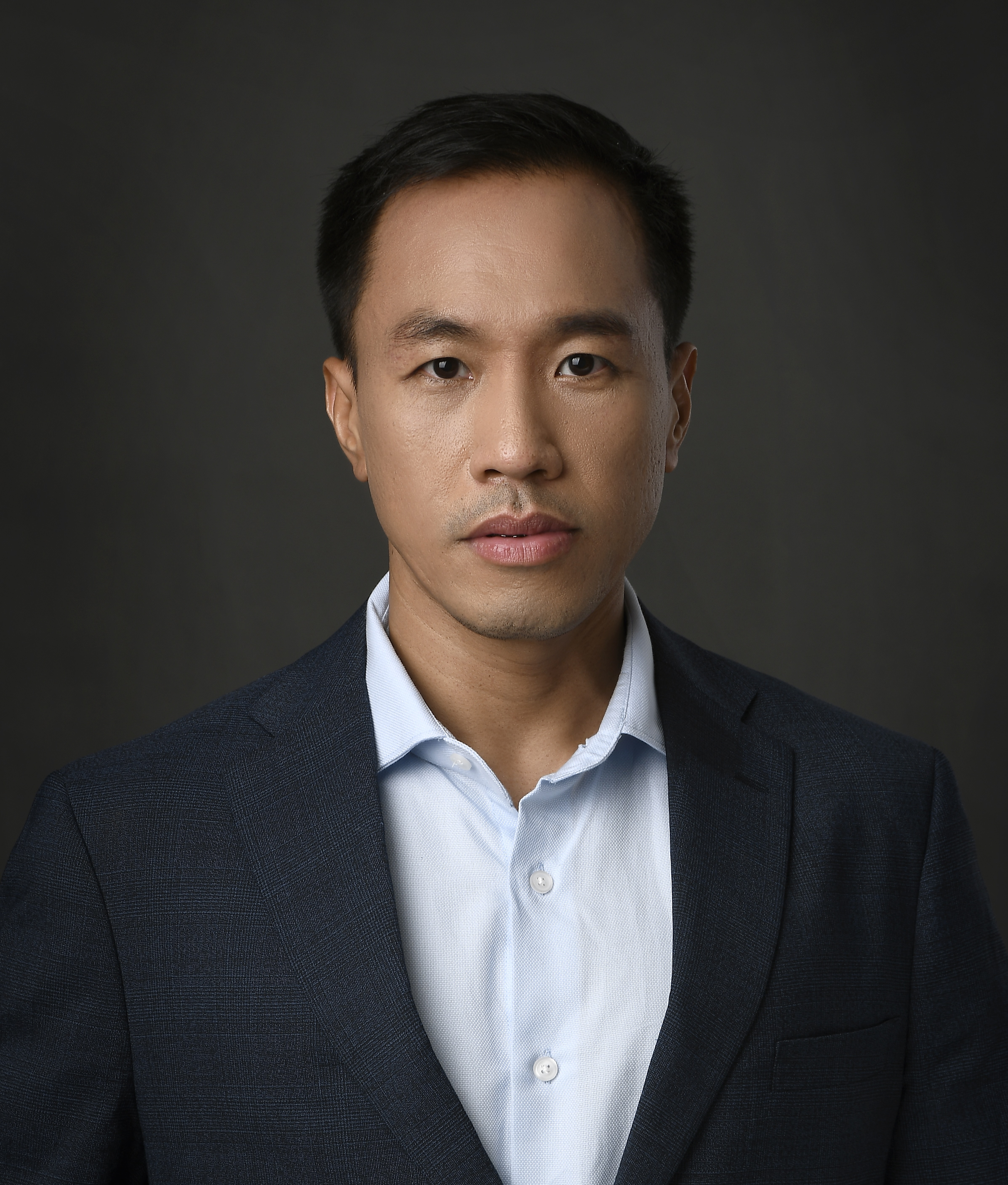 Dr. Mark Bryan Manantan